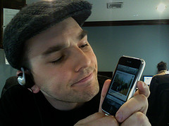 mobile marketing via social media apps